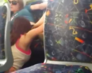 Xe Bus làm ăn, đồ hôn, ở nơi công cộng, trong xe buýt, tinh, đồng tính trong công, trên xe buýt, nơi công cộng đồng công dao trong công