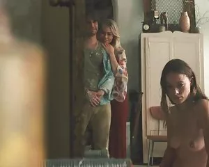 Phía trước, phía trước đầy đủ