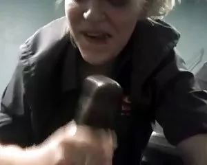 Nhân viên khách sạn